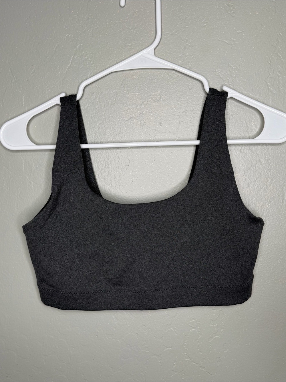 Everlane Womens Perform Grey Sport Bra Sz S Work Out Gym Running